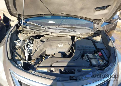 2015 Nissan Altima 2.5/2.5 S/2.5 Sl/2.5 Sv z USA, uszkodzony, nr VIN 1N4AL3AP1FC450309